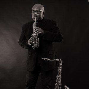 Meet your Posher, V cornelius